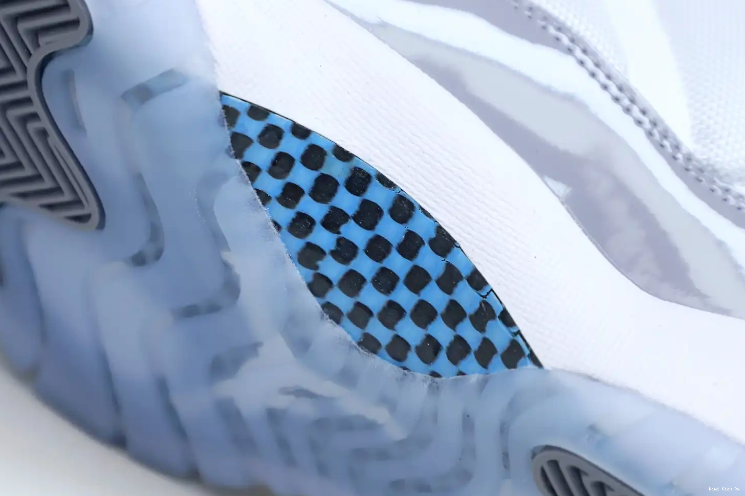 Kimikick Low  Air 11 Retro Jordan 0805